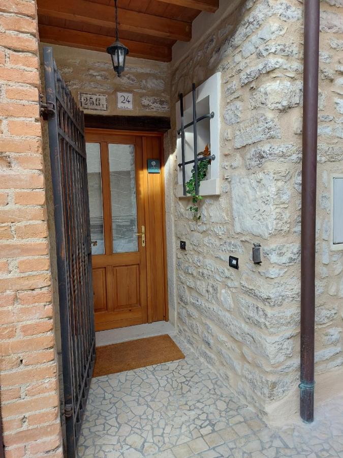 I Gelsi - Holiday Home Lago  المظهر الخارجي الصورة